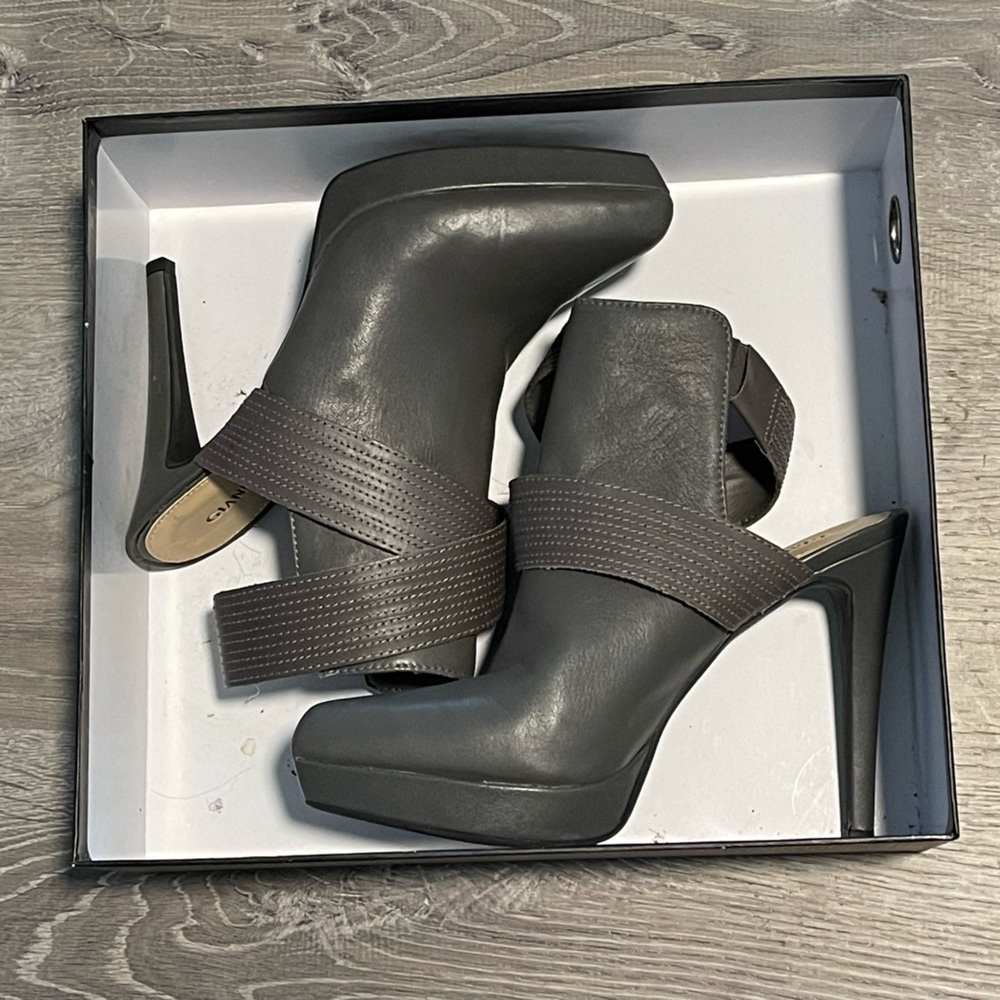 Ankle booties